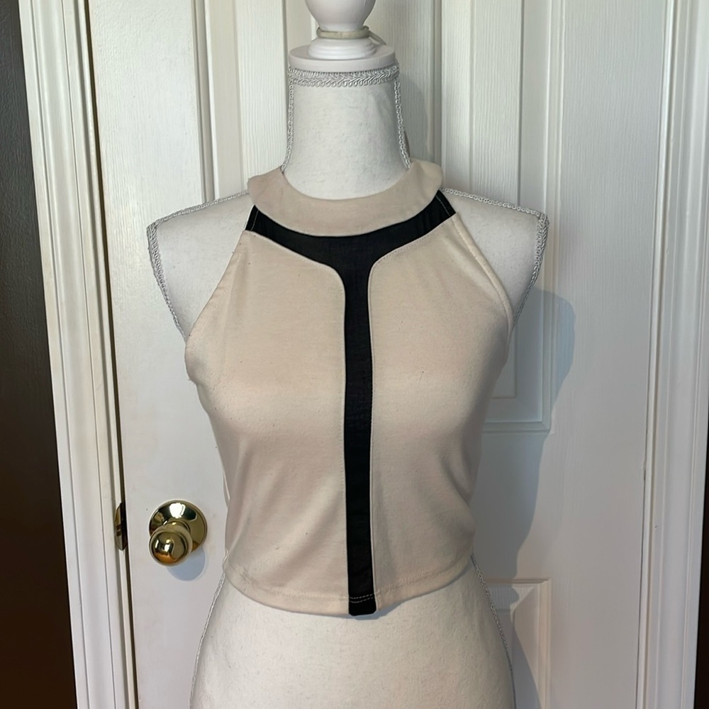 Arden B. XXS Halter Like Beige Top